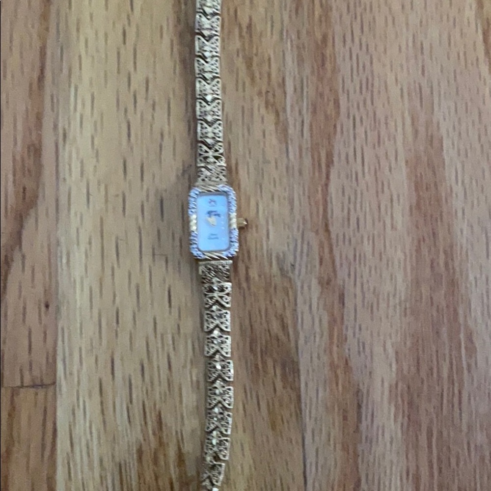 14k gold watch
